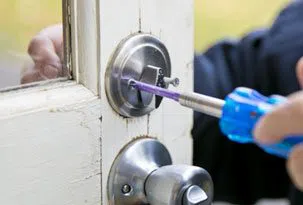 Golden Locksmith Services Jamaica, NY 718-709-0400 - 5-Change-Locks