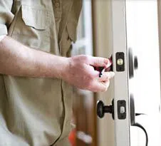 Golden Locksmith Services Jamaica, NY 718-709-0400 Golden Locksmith Services Jamaica, NY 718-709-0400 - 6-Lock-Change